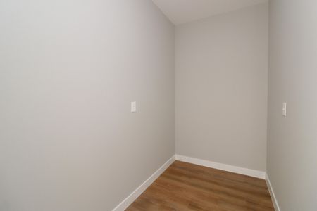 Casa de condomínio à venda com 600m², 5 quartos e 2 vagasQuarto 4