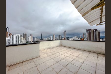 Apartamento à venda com 120m², 2 quartos e 2 vagasVaranda