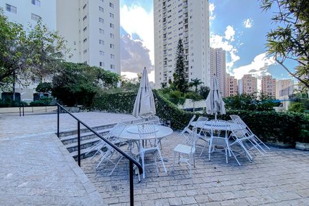 Apartamento à venda com 120m², 2 quartos e 2 vagasÁrea comum