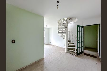 Apartamento à venda com 120m², 2 quartos e 2 vagasSala