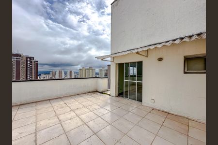 Apartamento à venda com 120m², 2 quartos e 2 vagasVaranda