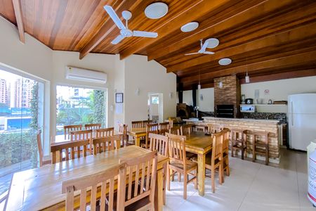 Apartamento à venda com 120m², 2 quartos e 2 vagasÁrea comum