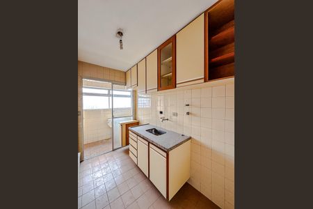 Apartamento à venda com 120m², 2 quartos e 2 vagasCozinha