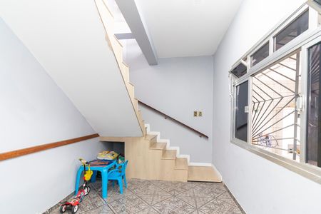 Casa para alugar com 390m², 3 quartos e 4 vagas Casa para alugar com 390m², 3 quartos e 4 vagasSala