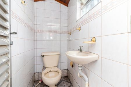Casa para alugar com 390m², 3 quartos e 4 vagas Casa para alugar com 390m², 3 quartos e 4 vagasBanheiro do Espaço Gourmet