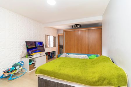 Casa para alugar com 390m², 3 quartos e 4 vagas Casa para alugar com 390m², 3 quartos e 4 vagasSuíte
