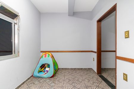 Casa para alugar com 390m², 3 quartos e 4 vagas Casa para alugar com 390m², 3 quartos e 4 vagasSala