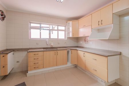 Casa para alugar com 210m², 3 quartos e 2 vagas Casa para alugar com 210m², 3 quartos e 2 vagasCozinha