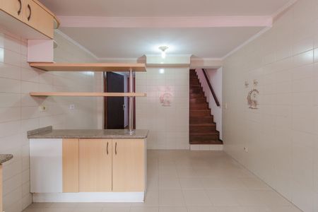 Casa para alugar com 210m², 3 quartos e 2 vagas Casa para alugar com 210m², 3 quartos e 2 vagasCozinha
