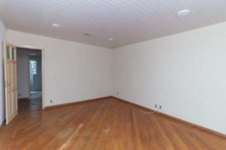Casa à venda com 200m², 3 quartos e 1 vaga Casa à venda com 200m², 3 quartos e 1 vagaQuarto 2