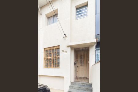 Casa à venda com 200m², 3 quartos e 1 vaga Casa à venda com 200m², 3 quartos e 1 vagaFachada