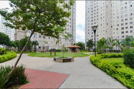 Apartamento à venda com 44m², 2 quartos e sem vagaÁrea comum
