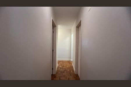 Apartamento à venda com 121m², 4 quartos e 1 vagaCorredor