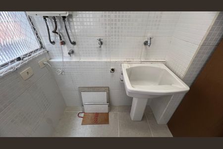 Apartamento à venda com 121m², 4 quartos e 1 vagaÁrea de Serviço