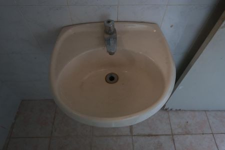 Casa à venda com 470m², 6 quartos e 8 vagasBanheiro da Suíte 2