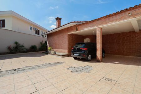 Casa à venda com 470m², 6 quartos e 8 vagasGaragem