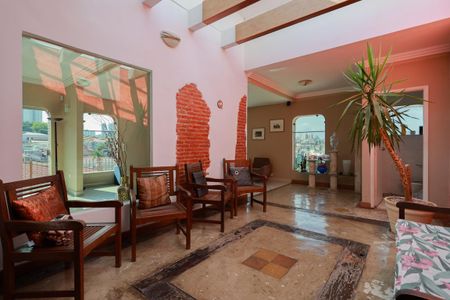 Casa à venda com 470m², 6 quartos e 8 vagasSala de estar