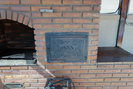 Casa à venda com 470m², 6 quartos e 8 vagasChurrasqueira