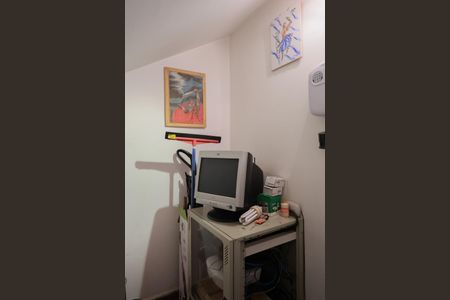 Casa à venda com 470m², 6 quartos e 8 vagasEscritório