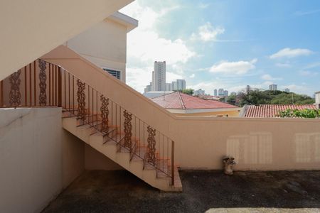 Casa à venda com 470m², 6 quartos e 8 vagasVista do Quarto 2