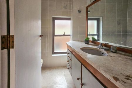 Apartamento para alugar com 500m², 4 quartos e 4 vagasBanheiro do Quarto 3