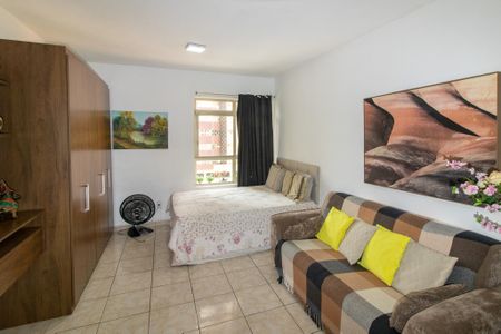 Apartamento à venda com 38m², 1 quarto e sem vagaSala/Quarto