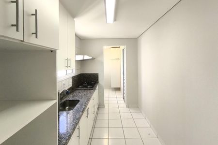 Apartamento à venda com 119m², 4 quartos e 2 vagasCozinha