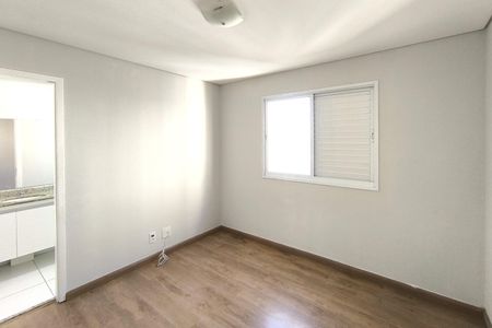 Apartamento à venda com 119m², 4 quartos e 2 vagasSuíte