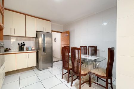 Casa à venda com 233m², 4 quartos e 4 vagasCozinha