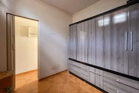 Casa à venda com 233m², 4 quartos e 4 vagasQuarto 1