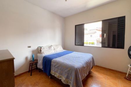 Casa à venda com 233m², 4 quartos e 4 vagasSuíte 2