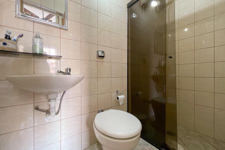 Casa à venda com 233m², 4 quartos e 4 vagasBanheiro - Suíte 2