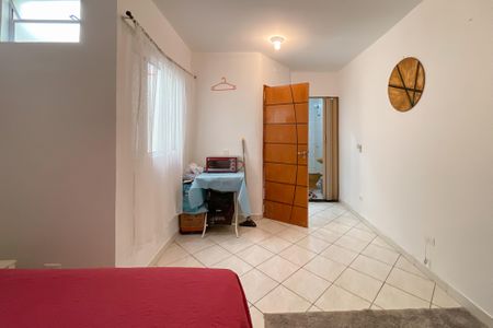 Casa à venda com 233m², 4 quartos e 4 vagasSuíte 1