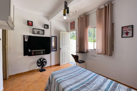 Casa à venda com 233m², 4 quartos e 4 vagasQuarto 2