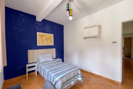 Casa à venda com 233m², 4 quartos e 4 vagasQuarto 2