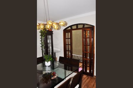 Casa à venda com 280m², 3 quartos e 2 vagasCopa