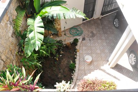 Casa à venda com 280m², 3 quartos e 2 vagasDetalhe - Vista da Varanda e Churrasqueira