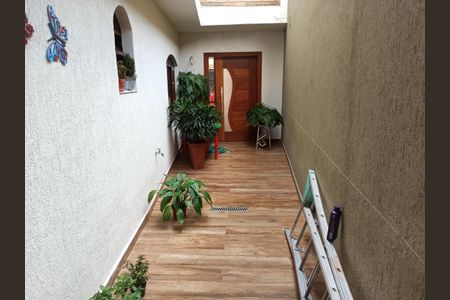 Casa à venda com 280m², 3 quartos e 2 vagasDetalhe - Quintal