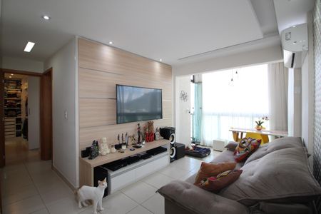 Apartamento à venda com 127m², 2 quartos e 2 vagasSala