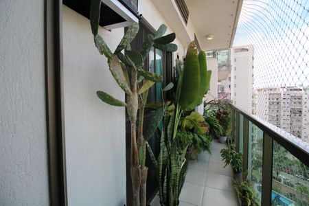 Apartamento à venda com 127m², 2 quartos e 2 vagasSala - Varanda