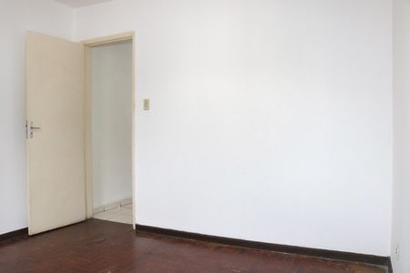 Casa para alugar com 98m², 2 quartos e 2 vagasQuarto 2