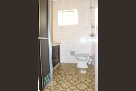 Casa para alugar com 98m², 2 quartos e 2 vagasBanheiro