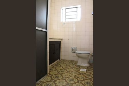 Casa para alugar com 98m², 2 quartos e 2 vagasBanheiro