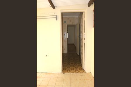 Casa para alugar com 98m², 2 quartos e 2 vagasÁrea de serviço.