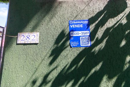 Casa à venda com 197m², 3 quartos e 4 vagas Casa à venda com 197m², 3 quartos e 4 vagasPlaca Instalada