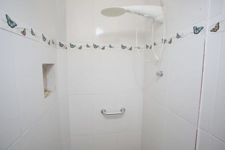 Casa de condomínio à venda com 1017m², 3 quartos e 4 vagasBanheiro da Suíte externa