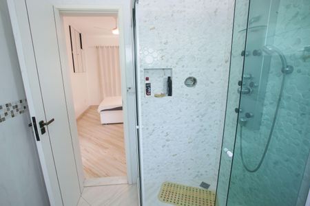 Casa de condomínio à venda com 1017m², 3 quartos e 4 vagasBanheiro da Suíte 3