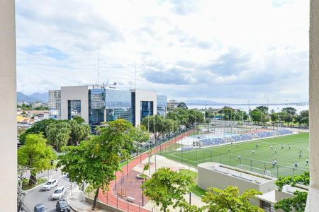 Apartamento à venda com 73m², 2 quartos e 1 vaga