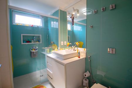 Apartamento à venda com 169m², 3 quartos e 2 vagas Apartamento à venda com 169m², 3 quartos e 2 vagasBanheiro