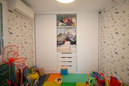 Apartamento à venda com 169m², 3 quartos e 2 vagas Apartamento à venda com 169m², 3 quartos e 2 vagasQuarto 2